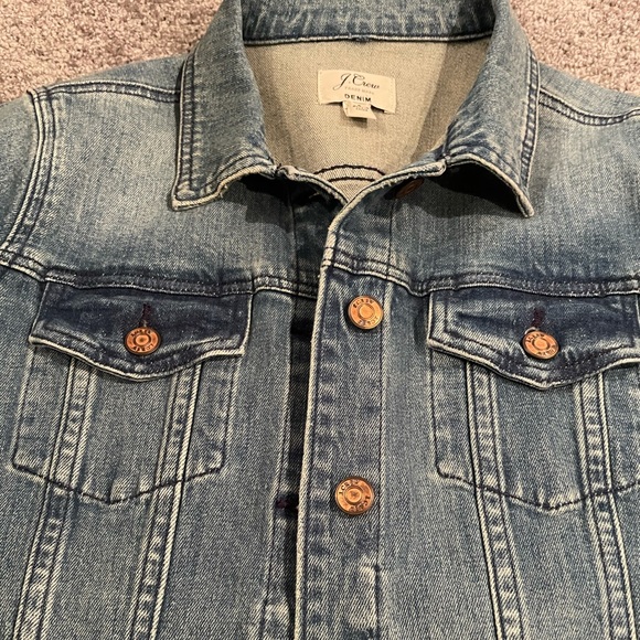 J Crew Women’s Jean jacket - Picture 3 of 3